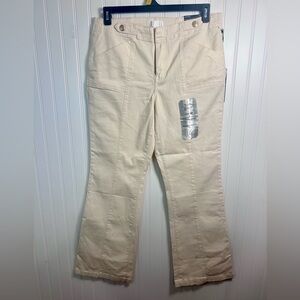 1822 Denin women Chic Cream Pants NWT Women Size 14.